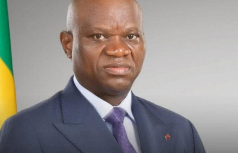 Gabon : la fin de l&rsquo;anonymat sur les réseaux sociaux divise
