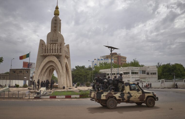 Mali : les partis politiques menacés par une dissolution controversée