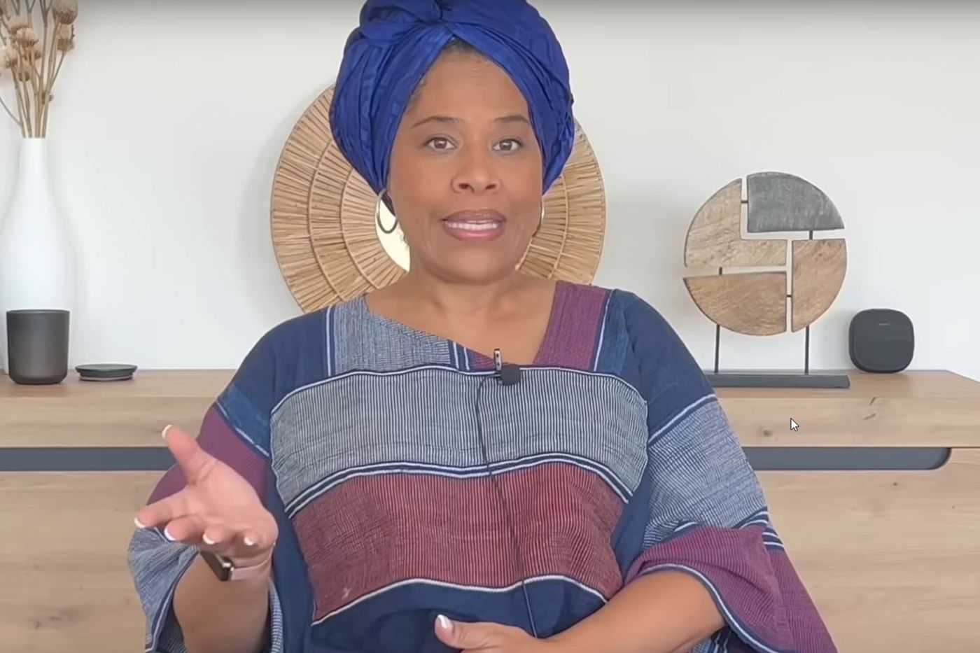 Influenceuse panafricaine bloquée par Paris pour propagande prorusse