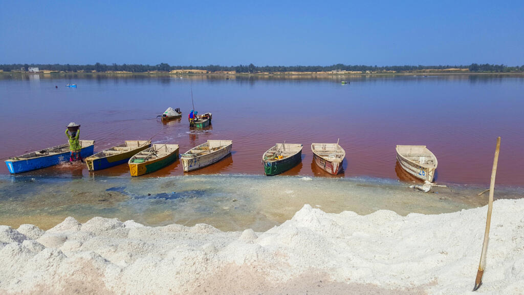 Manifestation contre la ville verte au lac rose à Dakar