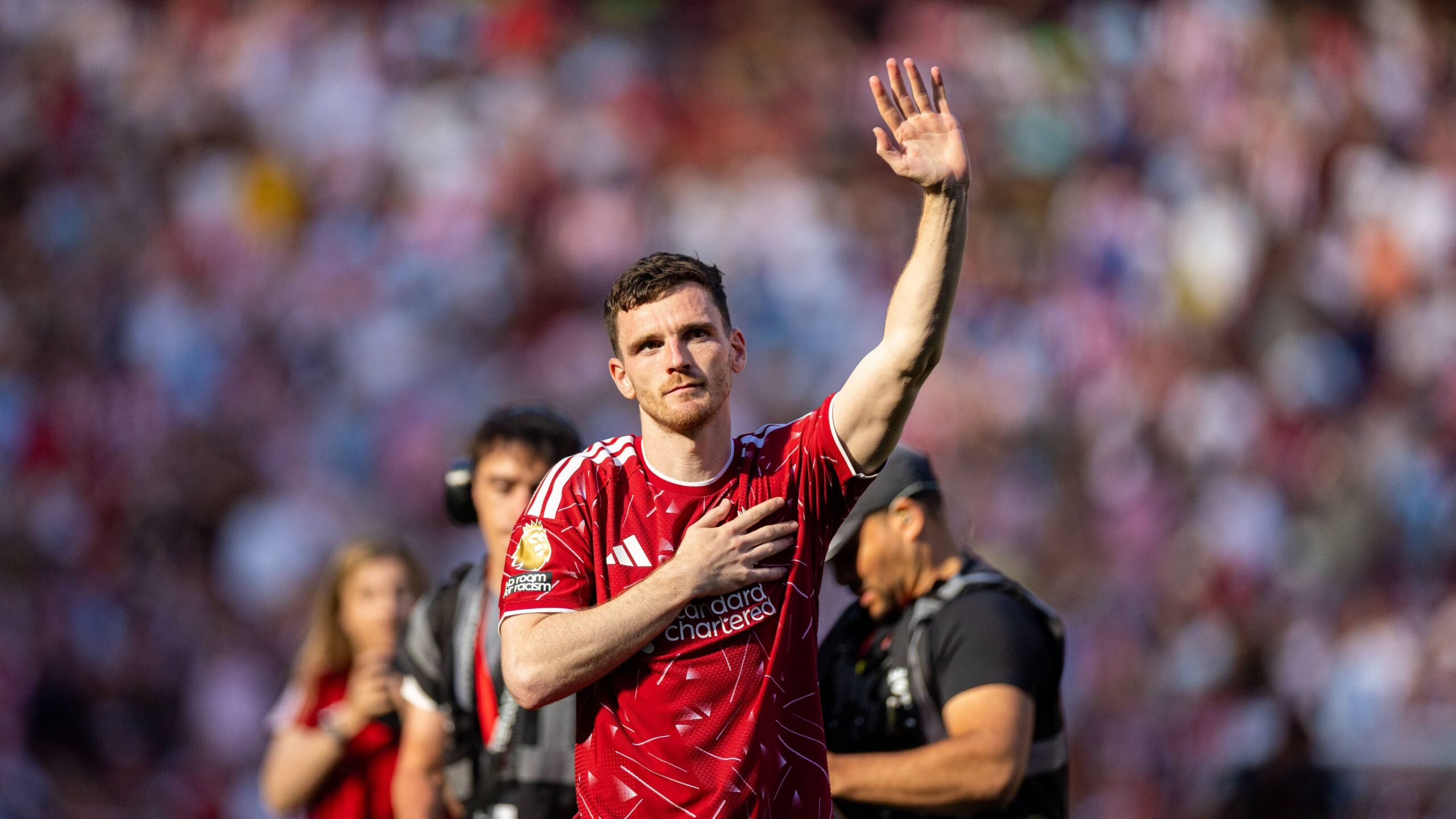 Robertson signe à Tottenham, un transfert historique pour le football anglais