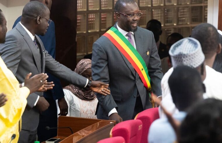 Sénégal : Ousmane Sonko devient président de l’assemblée malgré l’opposition