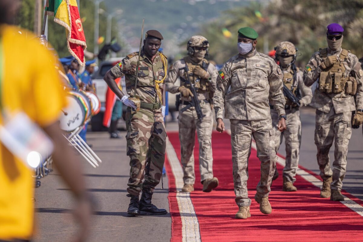 MilitariSation de l’État au Mali : le pouvoir sous l’emprise des armes
