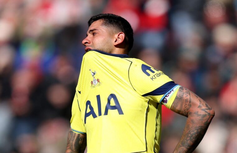 Romero fait son retour malgré les critiques avant le match décisif de Tottenham