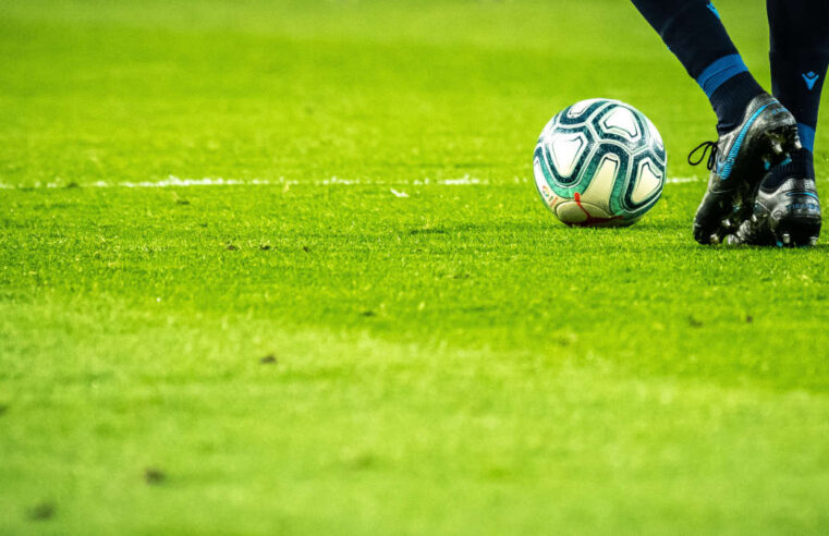 Jean-Jacques Ndala désigné pour arbitrer le choc entre Mamelodi Sundowns et l&rsquo;AS FAR