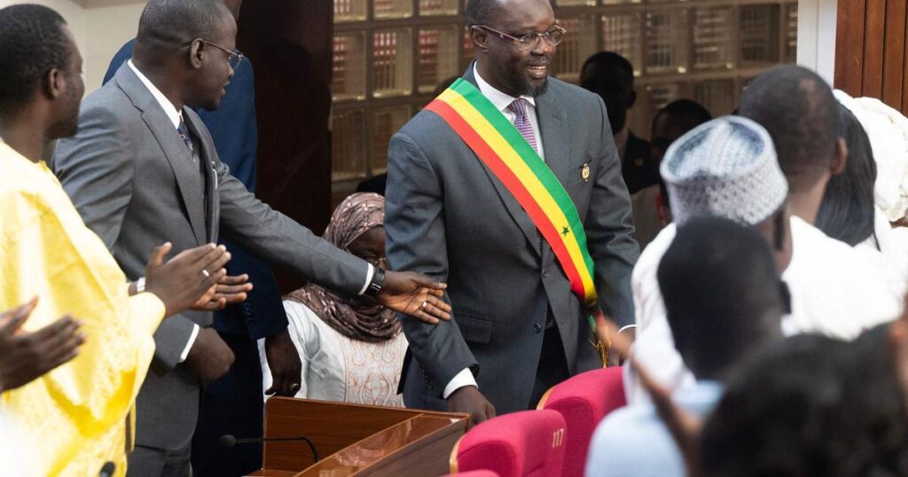 Sénégal : quand le charisme politique défie les institutions démocratiques