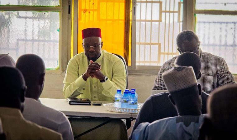 Ousmane Sonko organise une réunion stratégique avec son équipe politique