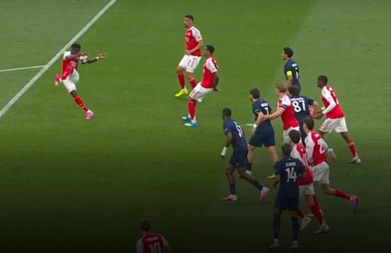 Hand de saka en finale : le psg rate un penalty contre arsenal