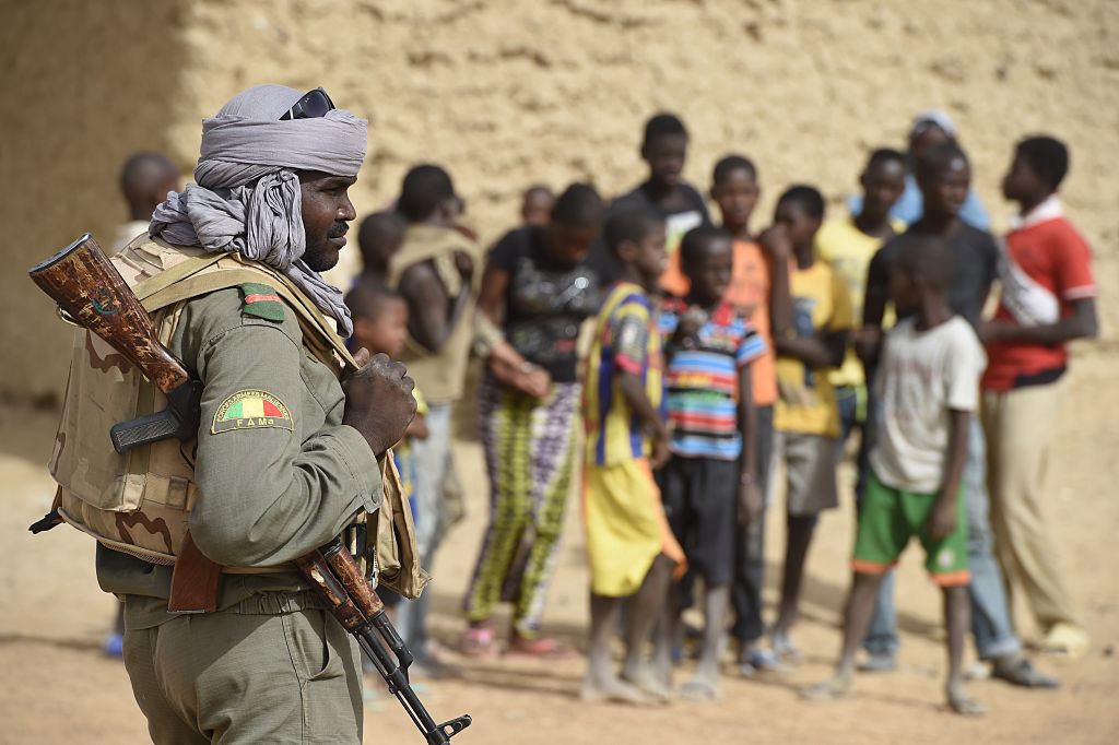L&rsquo;approche passive de l&rsquo;africa corps russe au Mali et ses conséquences pour les civils