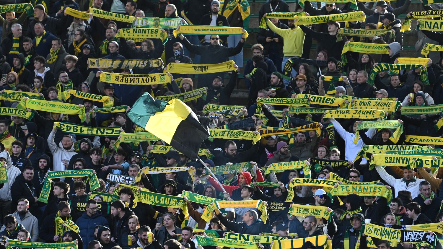 Nantes toulouse : match de football interrompu par des supporters en colère