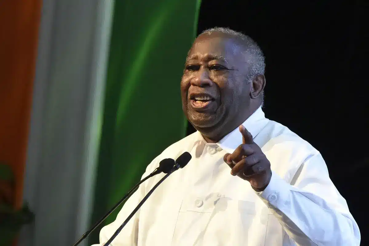 Laurent gbagbo reste président du ppa-ci après un congrès historique
