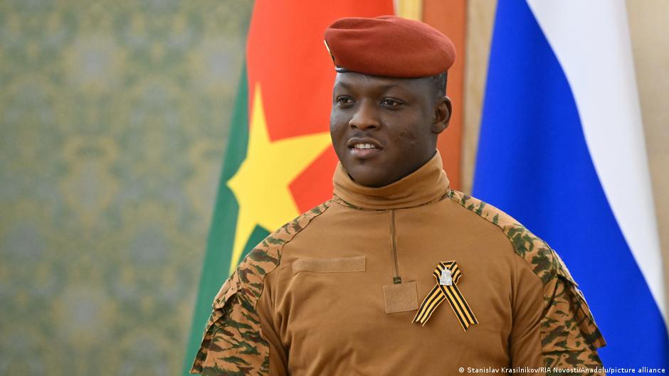 Répression grandissante au Burkina : les voix critiques réduites au silence