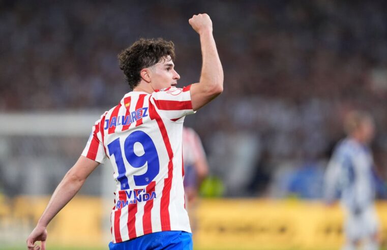 Psg : le fc barcelone en passe de devancer le club parisien pour julian alvarez ?