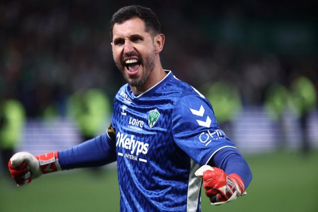 Play-offs de ligue 2 : saint-Étienne l’emporte face à rodez grâce à maubleu