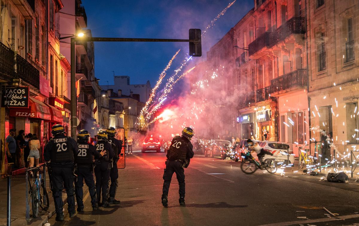 Violences en marge de la finale du psg : débordements à bordeaux et agen
