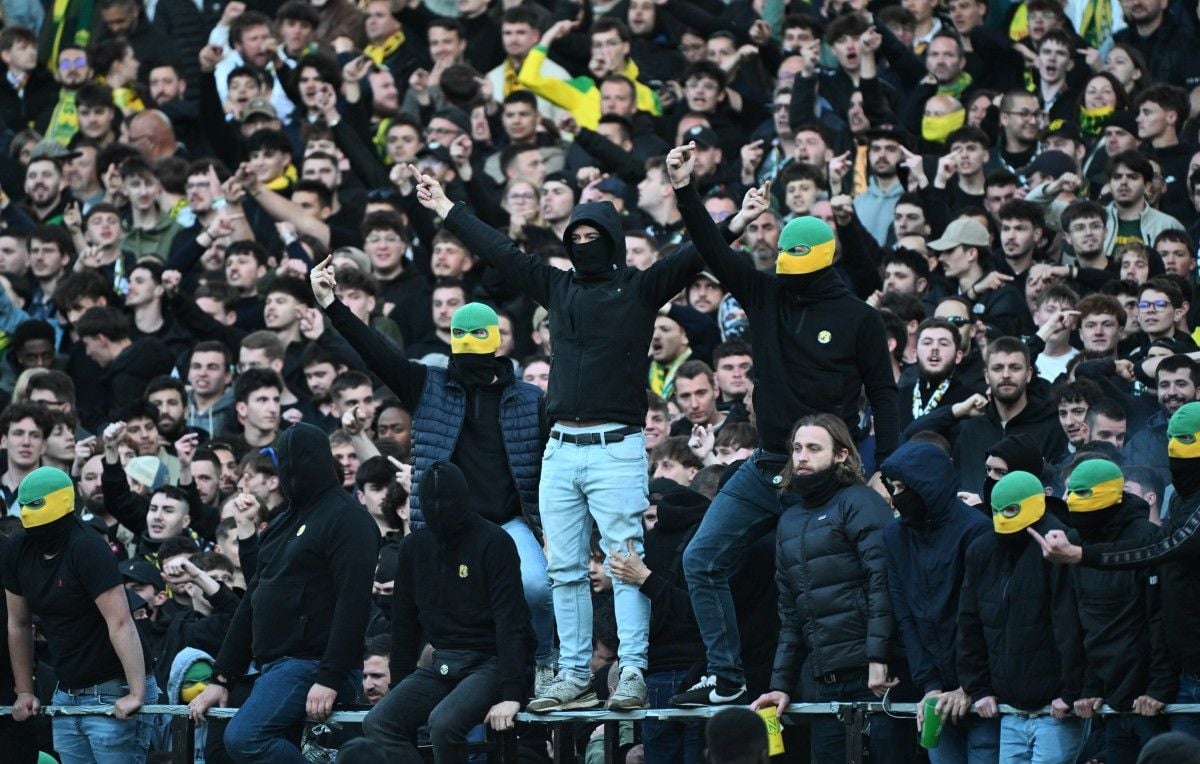 Violences dans les stades : l&rsquo;incroyable chaos à nantes et nice en finale de ligue 1