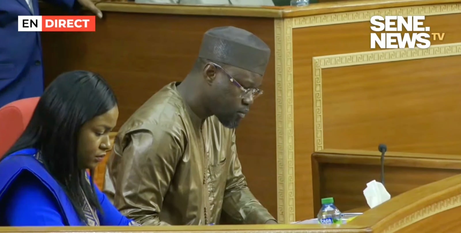 Sonko durcit le contrôle des voyages des hauts responsables sénégalais