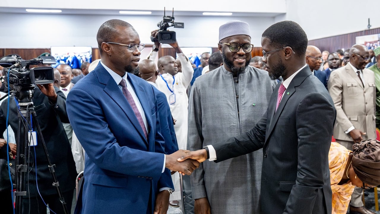 Succession politique au Sénégal : bassirou diomaye faye relève ousmane sonko