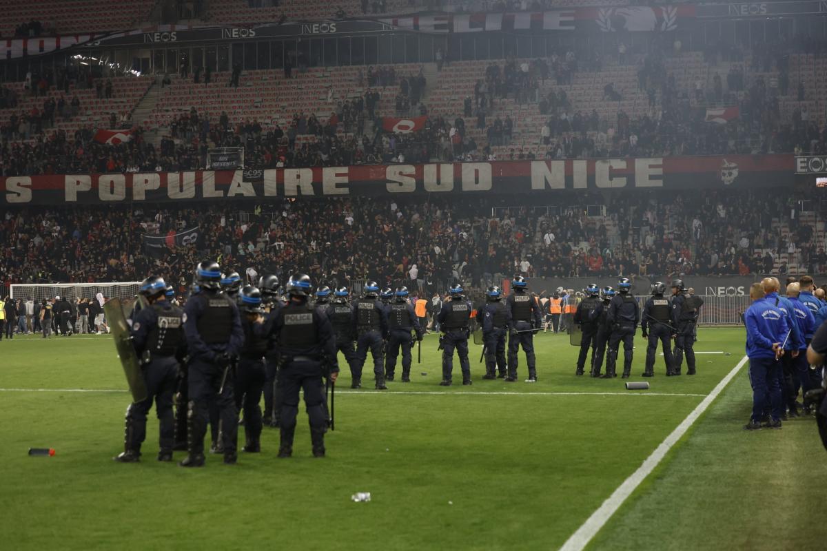 Nice condamné à jouer sans public après les incidents de nice-metz