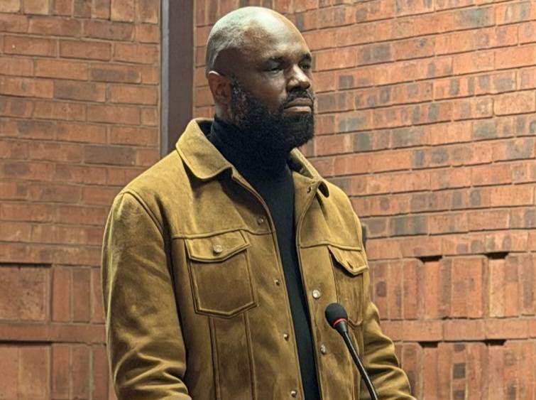 Kemi Seba à Pretoria : quand le militantisme cache des poursuites judiciaires majeures