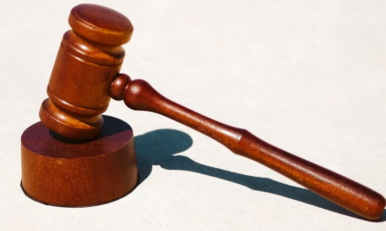 Crise judiciaire au Niger : dissolution des syndicats et sanctions contre les magistrats