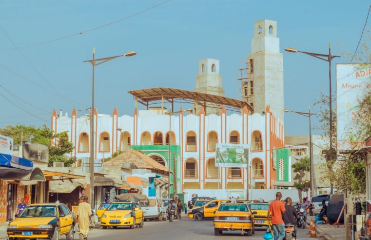 Sénégal : transition à la primature sous le signe de la continuité