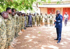 Faure Gnassingbé lors de sa visite dans la zone de l’opération Koundjoaré au Togo