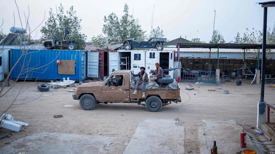 Frappes aériennes maliennes sur Kidal, contrôlée par les rebelles touaregs et leurs alliés djihadistes