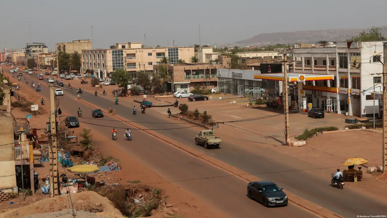 Bamako étouffe sous le blocus imposé par les groupes djihadistes du Jnim depuis fin avril