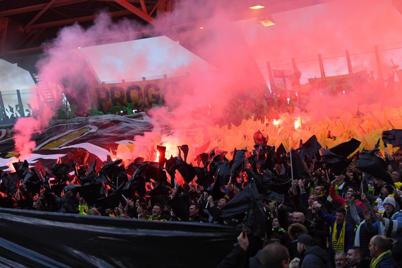 Des supporters de la Tribune Loire
