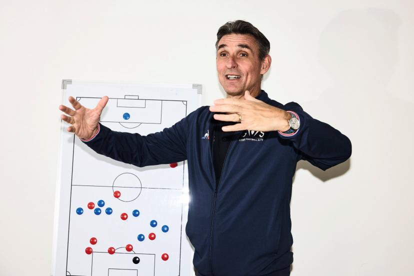 Guillaume Warmuz analyse la tactique adoptée par Lens face à Arsenal à Wembley en 1998