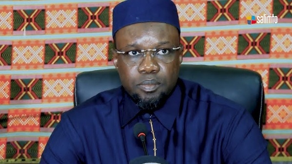 Le Premier ministre Ousmane Sonko lors de la présentation du bilan des infrastructures