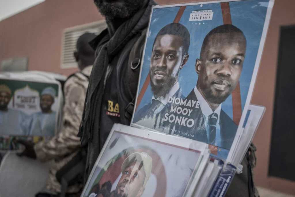 Portrait officiel des deux dirigeants sénégalais Bassirou Diomaye Faye et Ousmane Sonko