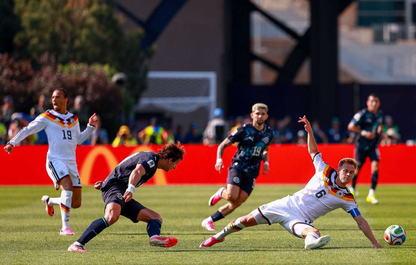 Coupe du monde 2026 : la Mannschaft humiliée par le Paraguay dès les 16es de finale