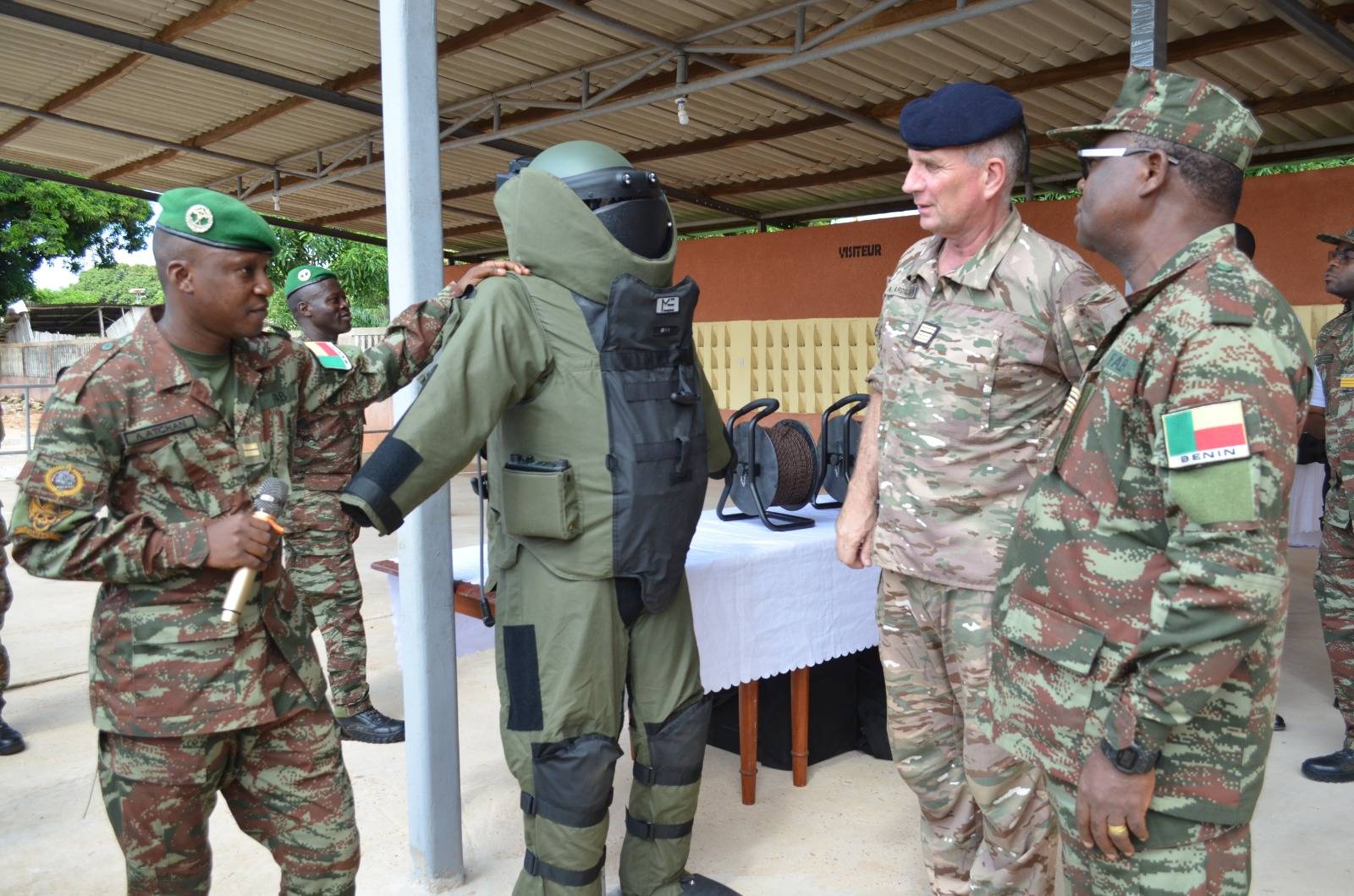 Lutte antiterroriste au Bénin : des équipements de pointe pour neutraliser les engins explosifs