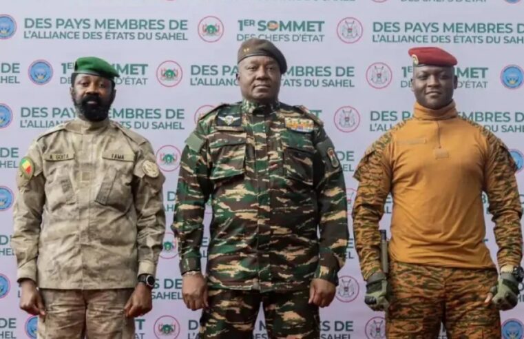 Le Burkina Faso rompt avec la France, l&rsquo;AES unifiée contre Paris