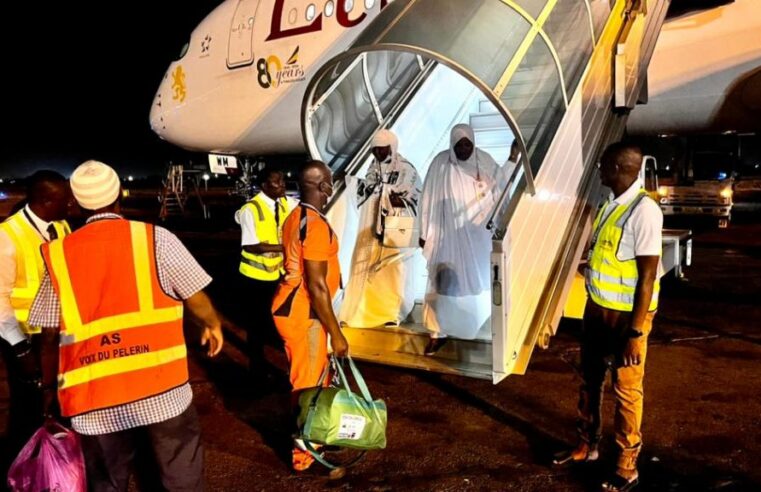 Premier vol retour du hadj 2026 : les fidèles burkinabè de retour à Ouagadougou