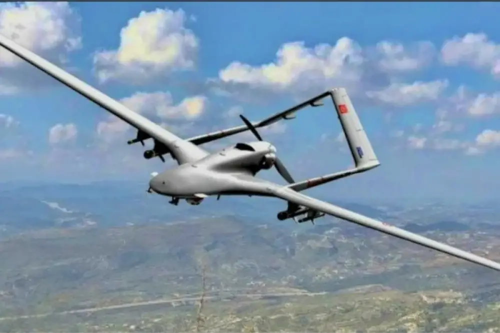 Le Maroc déploie des drones turcs Bayraktar Akıncı à Ben Guerir