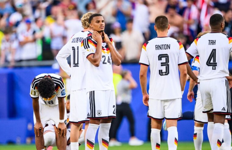 Coupe du monde 2026 : le Paraguay fait tomber l&rsquo;Allemagne, la France en embuscade pour les huitièmes