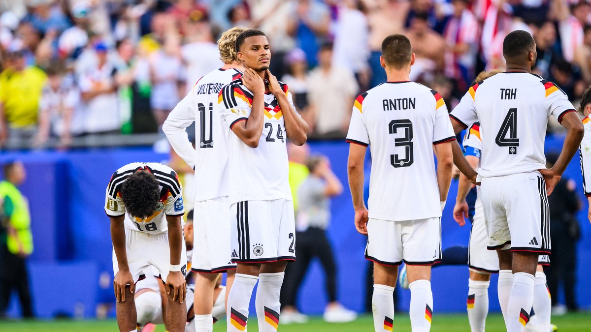 Coupe du monde 2026 : le Paraguay fait tomber l&rsquo;Allemagne, la France en embuscade pour les huitièmes