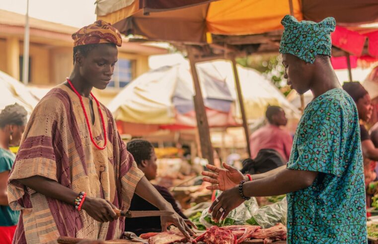 Libreville modernise le paiement des taxes au marché Mont-Bouët