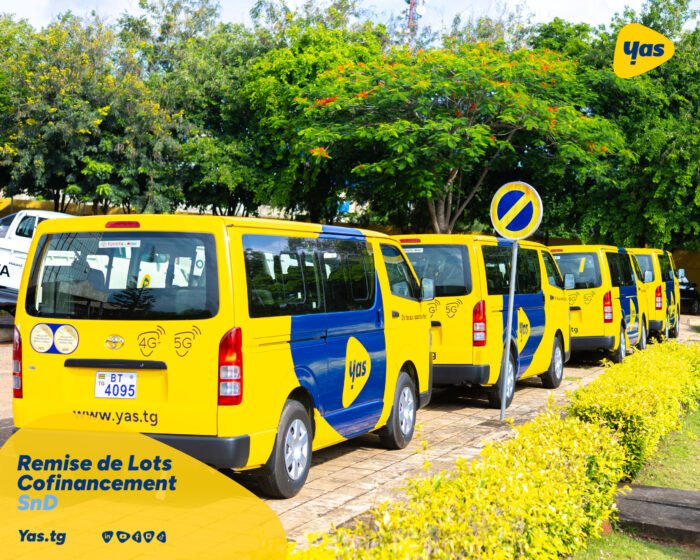 Yas Togo : six véhicules pour renforcer le réseau de distribution