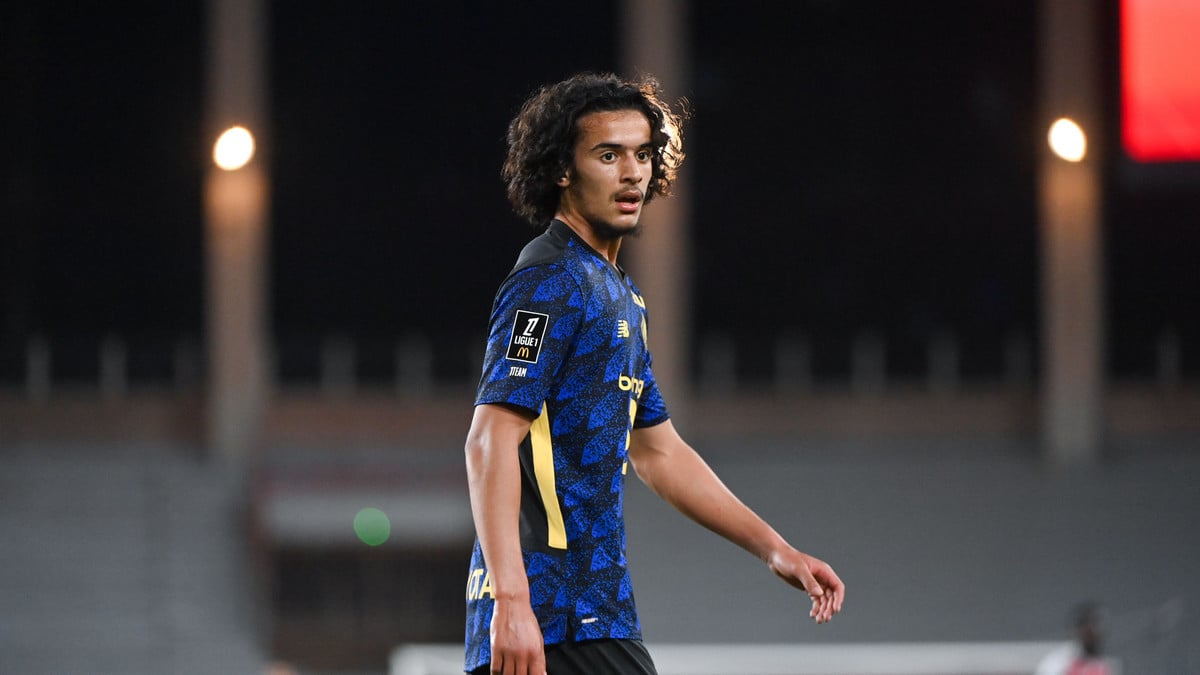 Transfert d&rsquo;ayyoub bouaddi : le psg tient la corde face à arsenal