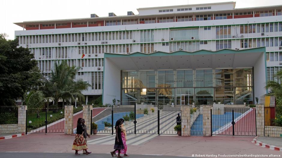 Révision constitutionnelle au Sénégal : le pastef impose sa loi