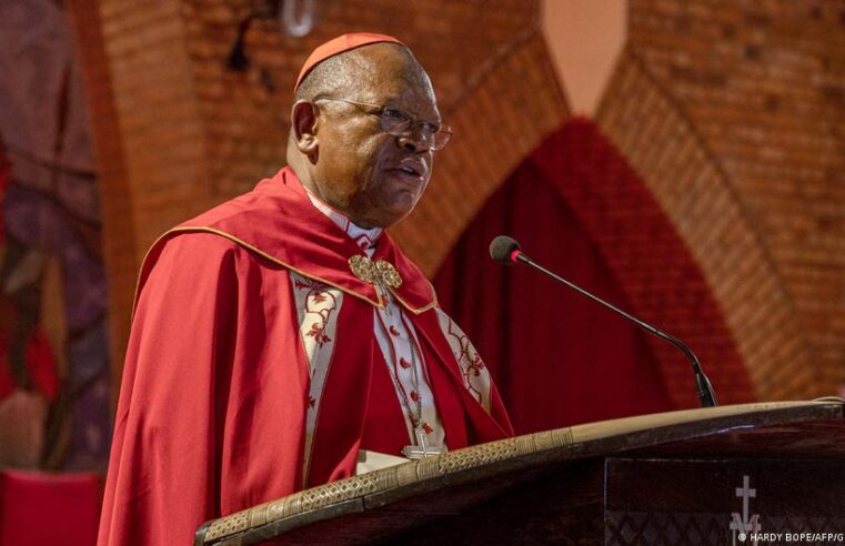 Ambongo : la paix d&rsquo;abord, pas de réforme constitutionnelle