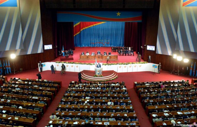 Référendum en RDC : tensions vives à l&rsquo;Assemblée nationale