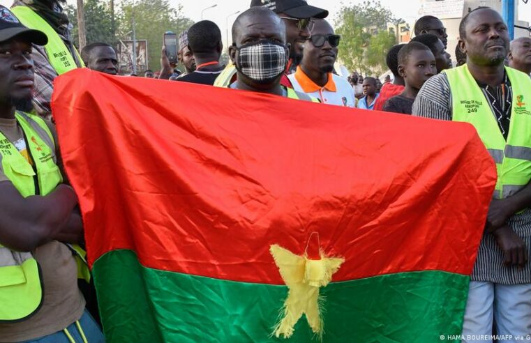 Libertés sous tension au Burkina Faso : l&rsquo;imam Kindo et les étudiants dans le viseur des militaires