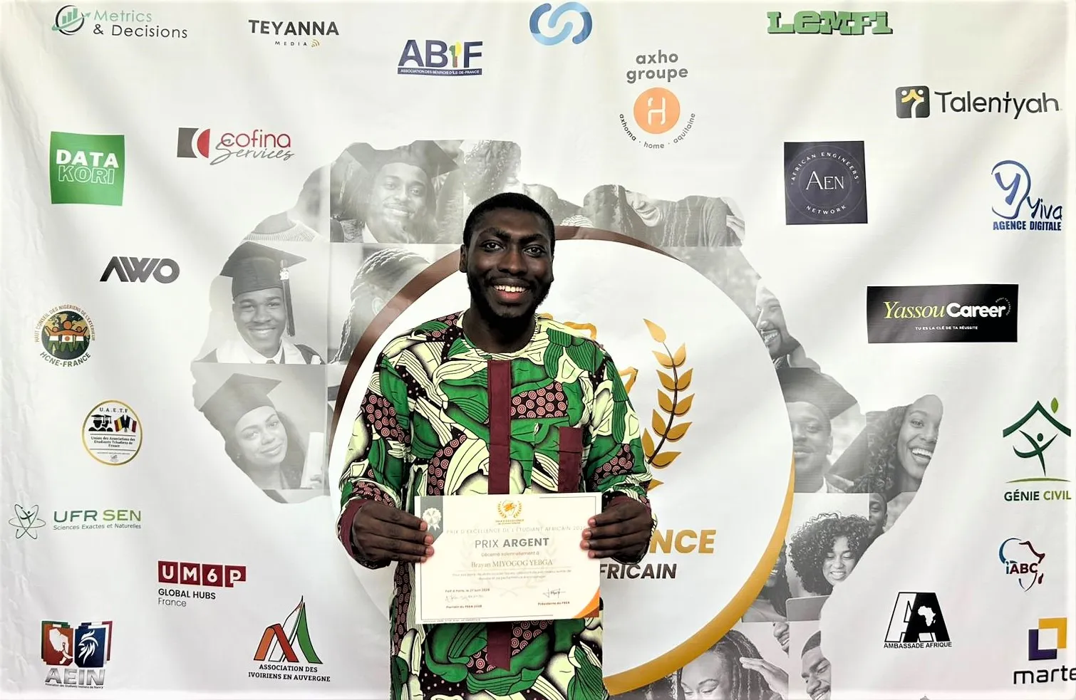 Peea 2026 : un ancien de l&rsquo;iai-Cameroun distingué à Paris pour son excellence académique