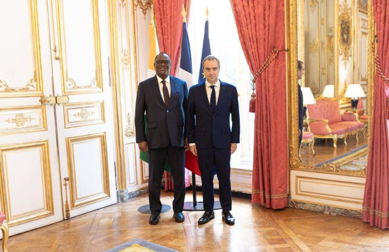 Rencontre au sommet entre Abidjan et Paris pour renforcer le partenariat stratégique