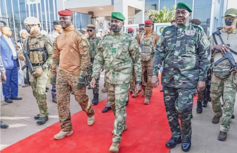 Attaque à l&rsquo;aéroport de Niamey : l&rsquo;AES pointe des commanditaires étrangers